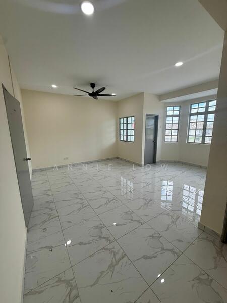 Bandar Putra untuk Untuk Dijual - RM 570,000, Apr 2026 - Living Room - PropertyGuru.com.my