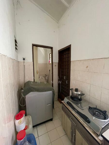 2-storey Terraced House for Sale in Bandar Sungai Long (Selangor) - Dante Leong Zhenwen - Kitchen - PropertyGuru.com.my