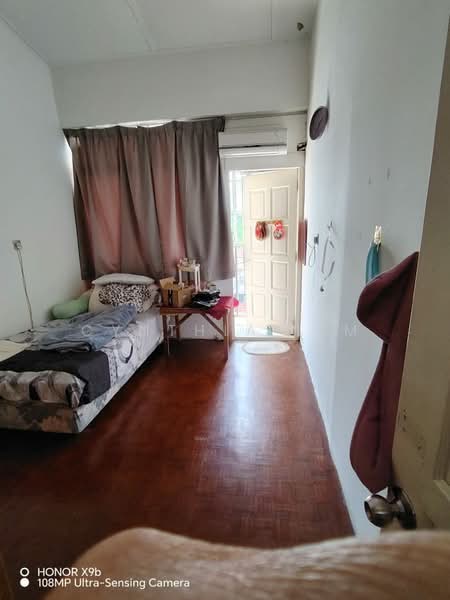 Flat for Sale at Wisma Phoenix - Cynthia Lim - Bedroom - PropertyGuru.com.my