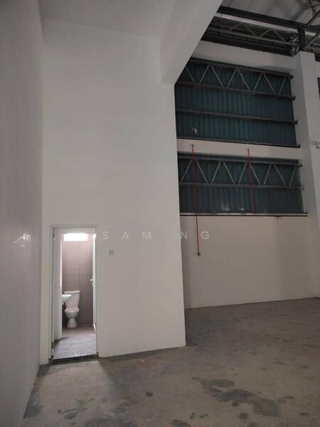 Warehouse for Rent in Butterworth (Penang) - Sam Ng - Bathroom - PropertyGuru.com.my