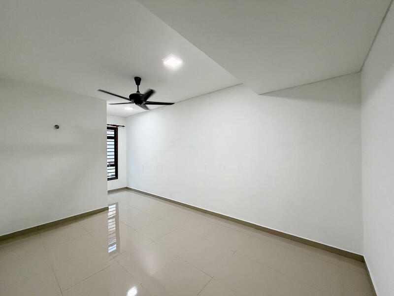 Taman Nusa Intan untuk Untuk Dijual - RM 450,000, Feb 2026 - Interior - PropertyGuru.com.my