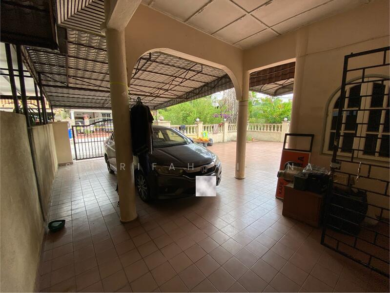 2-storey Terraced House for Sale in Seksyen 27 (Shah Alam) - Syarifah Lizana - Exterior - PropertyGuru.com.my