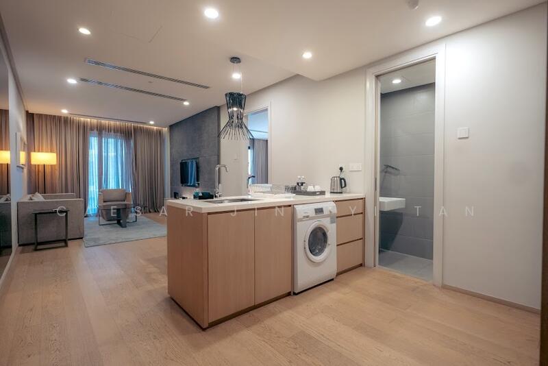 Servis Apartment untuk Dijual di Fraser Residence (188 Suites) - Caesar Jing Yi Tan - Living Room - PropertyGuru.com.my