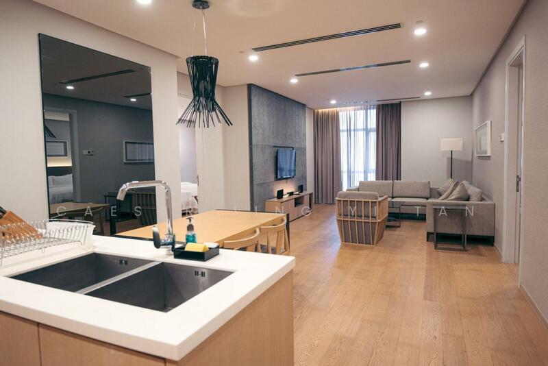Servis Apartment untuk Dijual di Fraser Residence (188 Suites) - Caesar Jing Yi Tan - Living Room - PropertyGuru.com.my