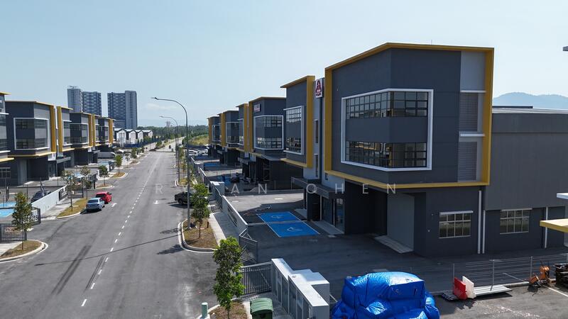 Semi-D Factory for Sale in Nilai (Negeri Sembilan) - Rylan Chen - Exterior - PropertyGuru.com.my