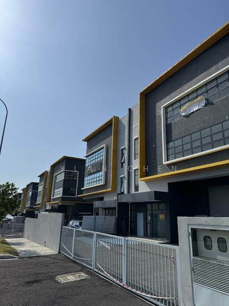 Semi-D Factory for Sale in Nilai (Negeri Sembilan) - Rylan Chen - Exterior - PropertyGuru.com.my