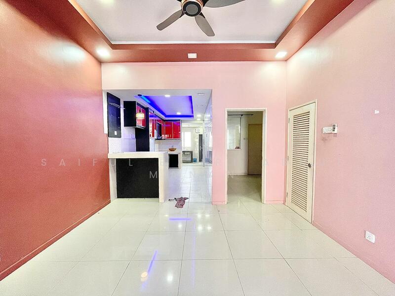 2-storey Terraced House for Sale in Bandar Country Homes (Rawang) - Saiful Bahri Abdul Manan - Living Room - PropertyGuru.com.my