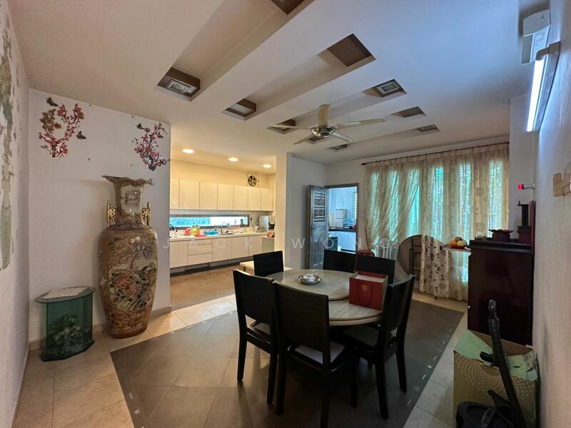 Mutiara Rini Mutiaras Rinis untuk Untuk Dijual - RM 1,100,000, Mac 2026 - Dining Room - PropertyGuru.com.my