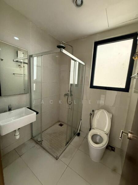 Condominium for Rent at Amberside @ Country Garden Danga Bay - Jack Liew - Bathroom - PropertyGuru.com.my