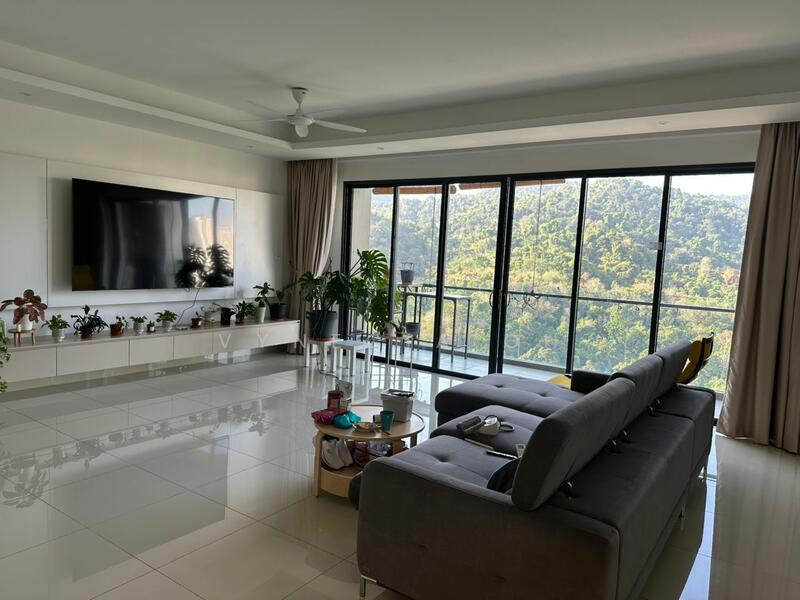 Valencia Residence untuk Untuk Dijual - RM 1,300,000, Feb 2026 - Living Room - PropertyGuru.com.my