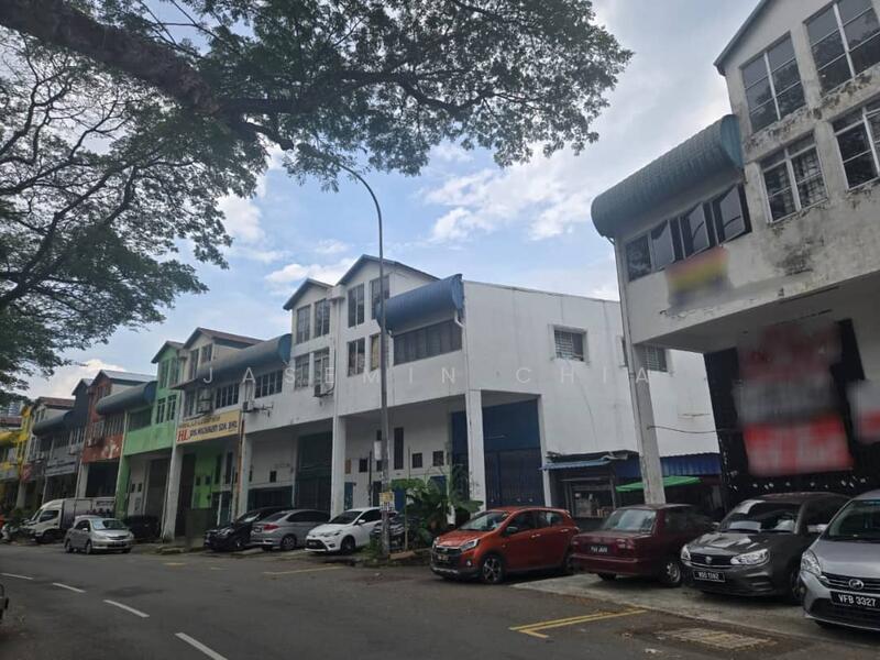 Factory for Sale in Sri Edaran Industrial Park (Batu) - Jasemin Chia - Exterior - PropertyGuru.com.my