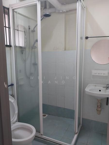 Pangsapuri untuk Dijual di Arena Green - Wei Jing Kang - Bathroom - PropertyGuru.com.my