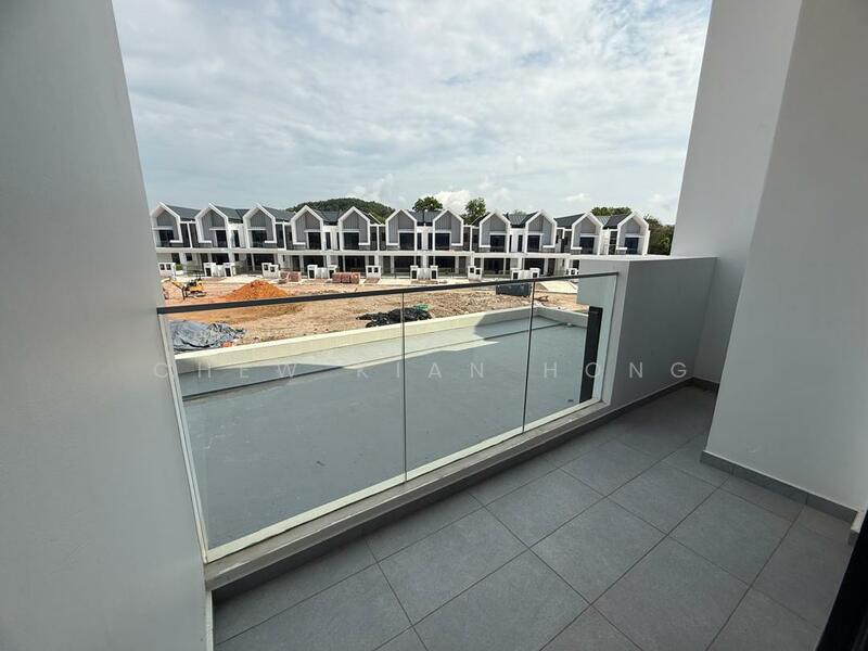 2-storey Terraced House for Sale in Horizon Hills (Iskandar Puteri (Nusajaya)) - Chew Kian Hong - Balcony - PropertyGuru.com.my