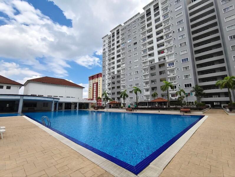Condominium for Sale at Suriamas - Loharaj . - PropertyGuru.com.my