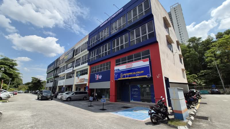 Kedai / Pejabat untuk Dijual di Seksyen 7 (Shah Alam) - Irwan Yusoff - Exterior - PropertyGuru.com.my
