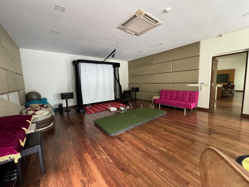 Kayangan Heights untuk Untuk Dijual - RM 4,900,000, Feb 2026 - Living Room - PropertyGuru.com.my