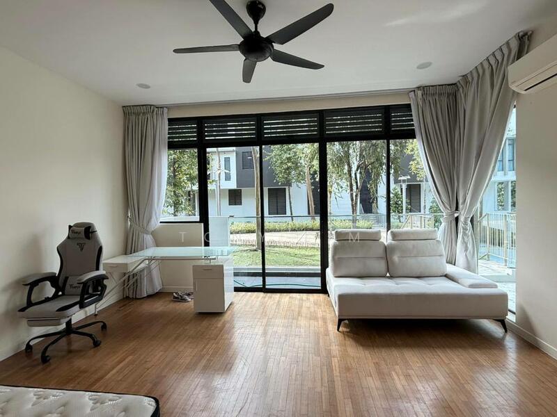 Townhouse for Rent in East Ledang (Iskandar Puteri (Nusajaya)) - Tony Lim - Living Room - PropertyGuru.com.my