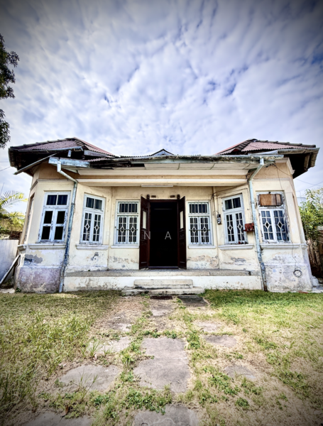 Rare Straits-Eclectic Bungalow in a George Town Cul-de-Sac. untuk Untuk Dijual - RM 3,200,000, Apr 2026 - PropertyGuru.com.my