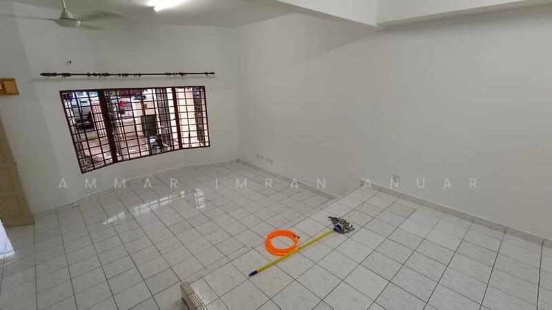 2-storey Terraced House for Rent in Taman Bukit Mewah (Kajang) - Ammar Imran Anuar - Living Room - PropertyGuru.com.my