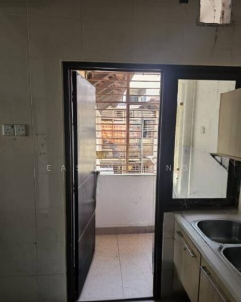 Apartment for Rent at Desa Idaman Residences - Eason Hong - Kitchen - PropertyGuru.com.my