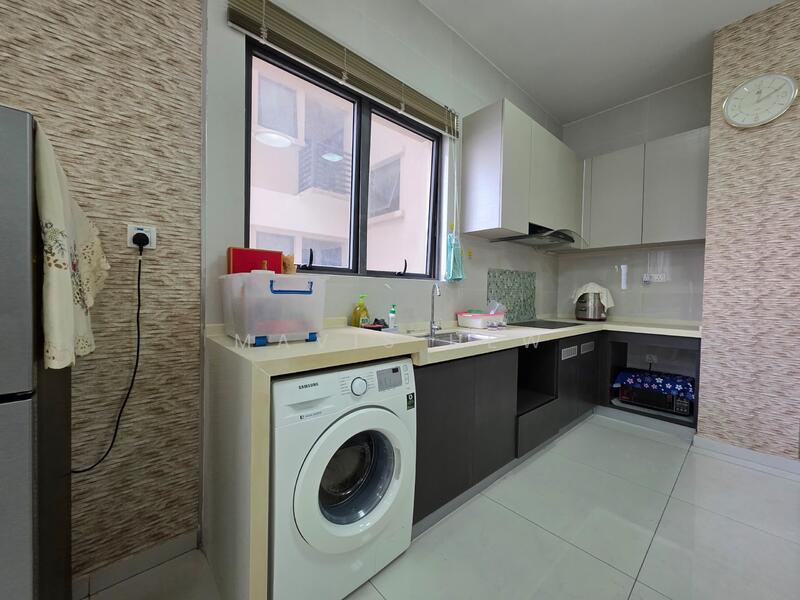 Condominium for Rent at Bay Point @ Country Garden Danga Bay - Mavis Hew - Kitchen - PropertyGuru.com.my