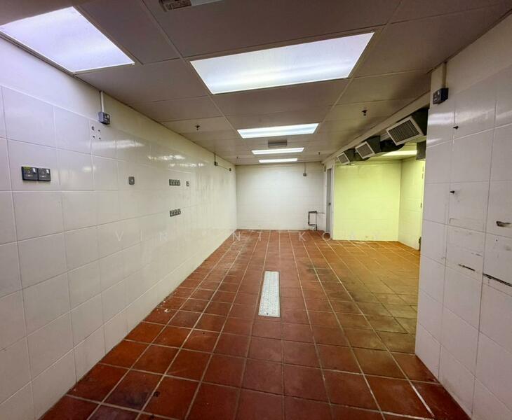 2 Link Shoplots with 2 Storey @ Batu Ferringhi untuk Untuk Disewa - RM 14,000 /bulan, Apr 2026 - Interior - PropertyGuru.com.my