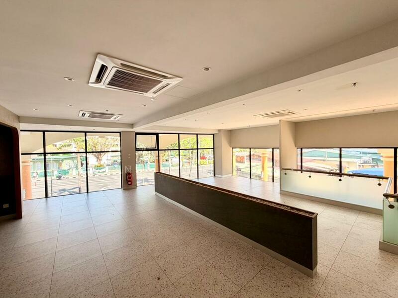 2 Link Shoplots with 2 Storey @ Batu Ferringhi untuk Untuk Disewa - RM 14,000 /bulan, Apr 2026 - Interior - PropertyGuru.com.my