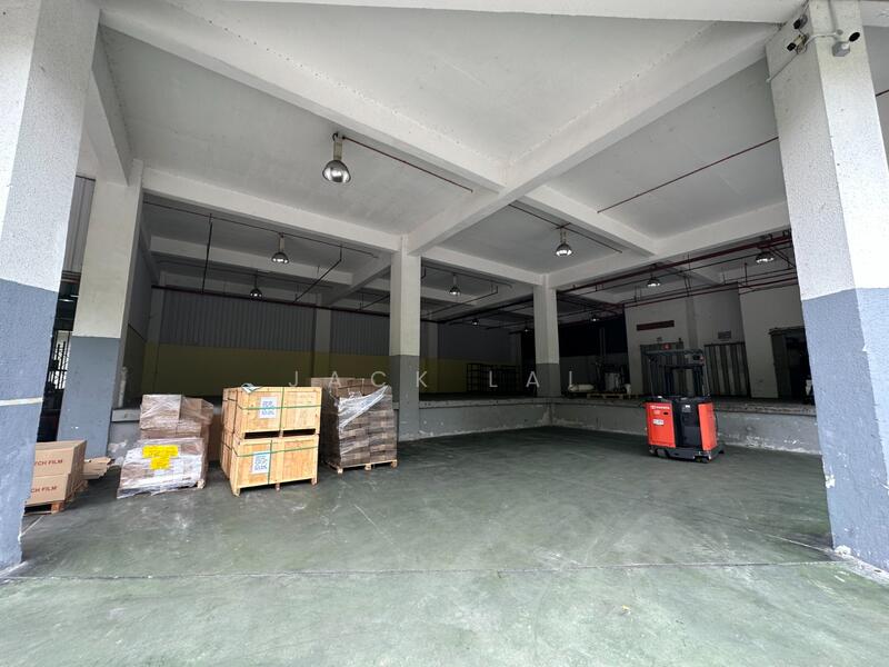 Warehouse for Rent in Seksyen 16 (Shah Alam) - Jack Lai - Interior - PropertyGuru.com.my