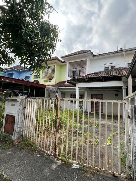 2-storey Terraced House for Sale in Johor Bahru (Johor) - Jeny Loo - Exterior - PropertyGuru.com.my