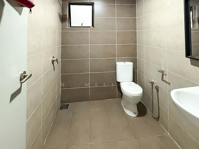 Condominium for Sale at The Greens (Residensi Hijauan) @ Subang West - N. Melisa - Bathroom - PropertyGuru.com.my