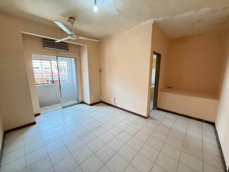 Uranus U5 Subang Impian untuk Untuk Dijual - RM 540,000, Mac 2026 - Living Room - PropertyGuru.com.my