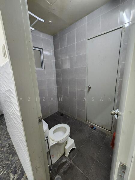 Greenwoods Keranji 2 @ Salak Perdana untuk Untuk Dijual - RM 565,000, Mac 2026 - Bathroom - PropertyGuru.com.my