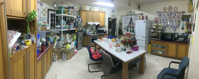 Taman Bukit Indah Ampang untuk Untuk Dijual - RM 1,000,000, Mac 2026 - Kitchen - PropertyGuru.com.my