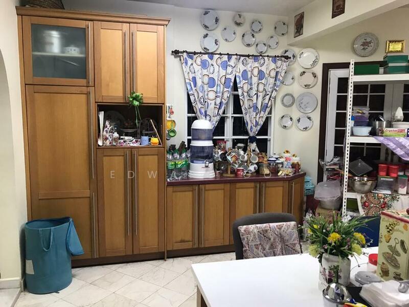 Taman Bukit Indah Ampang untuk Untuk Dijual - RM 1,000,000, Mac 2026 - Kitchen - PropertyGuru.com.my