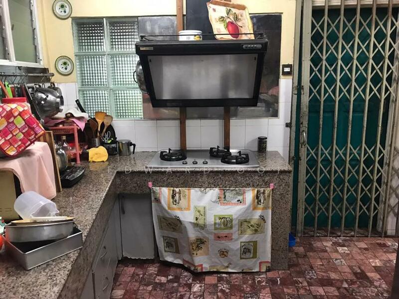 Taman Bukit Indah Ampang untuk Untuk Dijual - RM 1,000,000, Mac 2026 - Kitchen - PropertyGuru.com.my