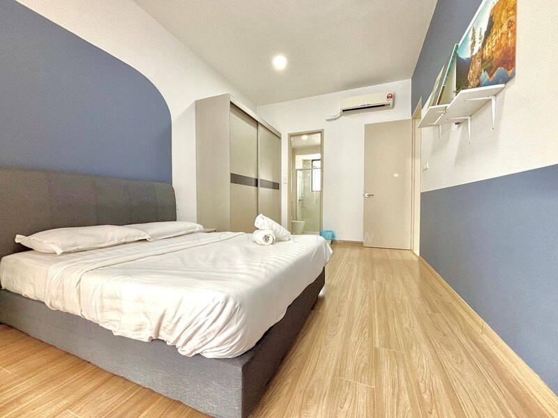 Condominium for Sale at Bay Point @ Country Garden Danga Bay - Jack Liew - Bedroom - PropertyGuru.com.my