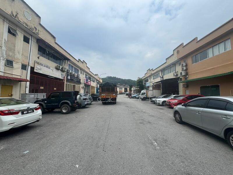 Terrace Factory for Rent in Taman Industri Bolton (Batu Caves) - Jack Lai - Exterior - PropertyGuru.com.my