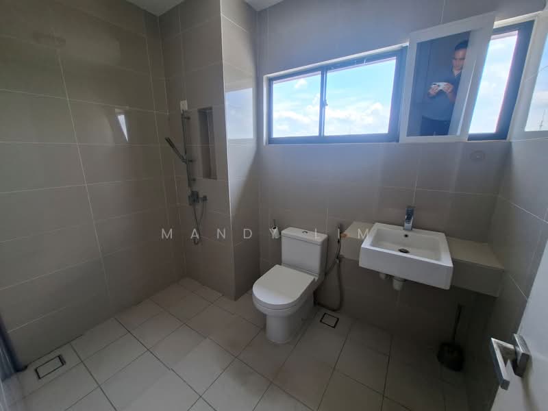 Condominium for Rent at Mirage By The Lake - Mandy Lim - Bathroom - PropertyGuru.com.my