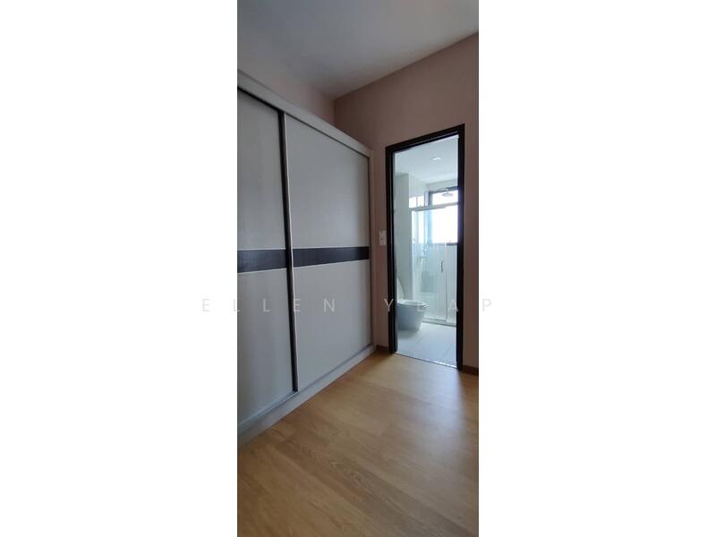 Condominium for Rent at Bay Point @ Country Garden Danga Bay - Ellen Yeap - Bathroom - PropertyGuru.com.my