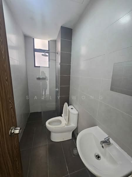 City of Green untuk Untuk Disewa - RM 1,500 /bulan, Apr 2026 - Bathroom - PropertyGuru.com.my