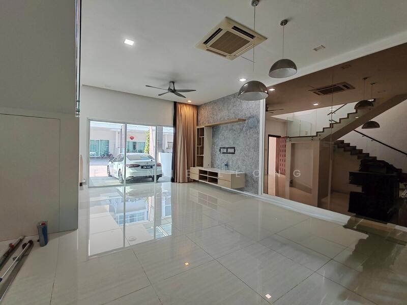 Permai Gardens untuk Untuk Dijual - RM 2,380,000, Feb 2026 - Living Room - PropertyGuru.com.my