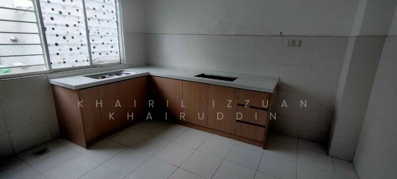 2-storey Terraced House for Sale in Petaling Jaya (Selangor) - Khairil Izzuan Khairuddin - Kitchen - PropertyGuru.com.my