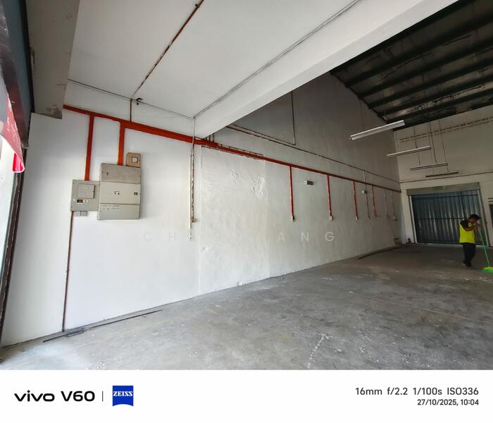 Shop / Office for Rent in Taman Perindustrian Nibong Tebal (Nibong Tebal) - Chloe Ang - Interior - PropertyGuru.com.my