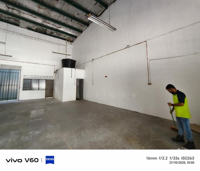 Shop / Office for Rent in Taman Perindustrian Nibong Tebal (Nibong Tebal) - Chloe Ang - Interior - PropertyGuru.com.my