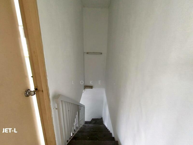 2-storey Terraced House for Sale in Klang (Selangor) - Loke . - Entrance - PropertyGuru.com.my