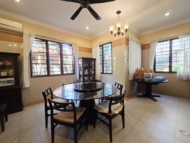 Bungalow House untuk Dijual di Laman Ara (Petaling Jaya) - Reni Lim - Dining Room - PropertyGuru.com.my
