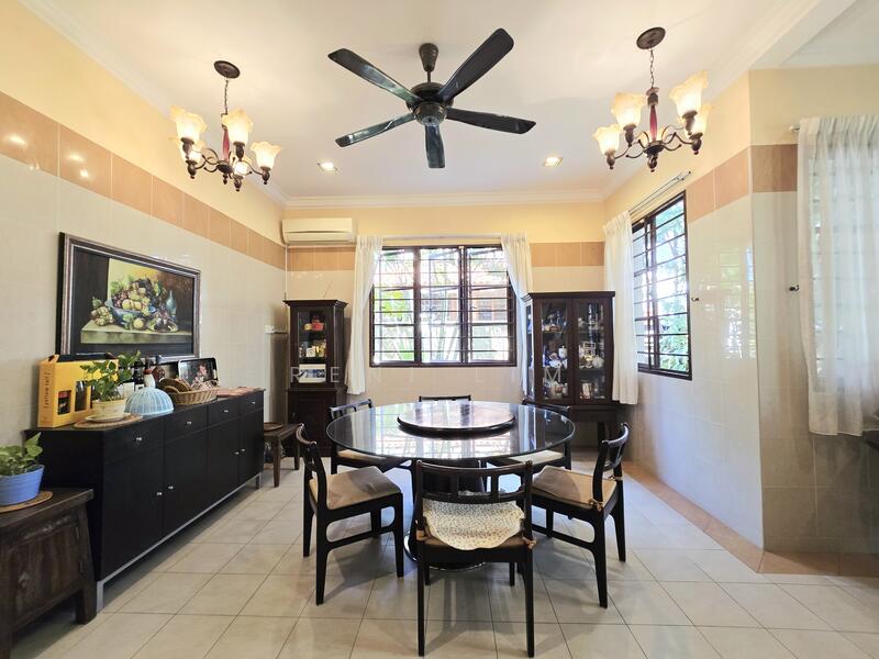 Bungalow House untuk Dijual di Laman Ara (Petaling Jaya) - Reni Lim - Dining Room - PropertyGuru.com.my