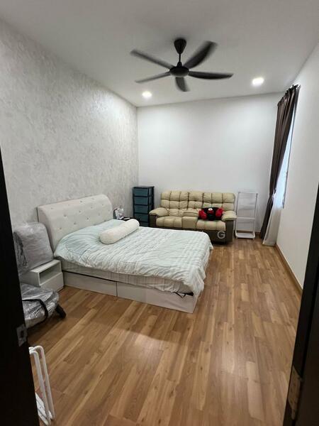 Corner 2 Sty Semi D Eco Majestic untuk Untuk Dijual - RM 1,380,000, Feb 2026 - Bedroom - PropertyGuru.com.my