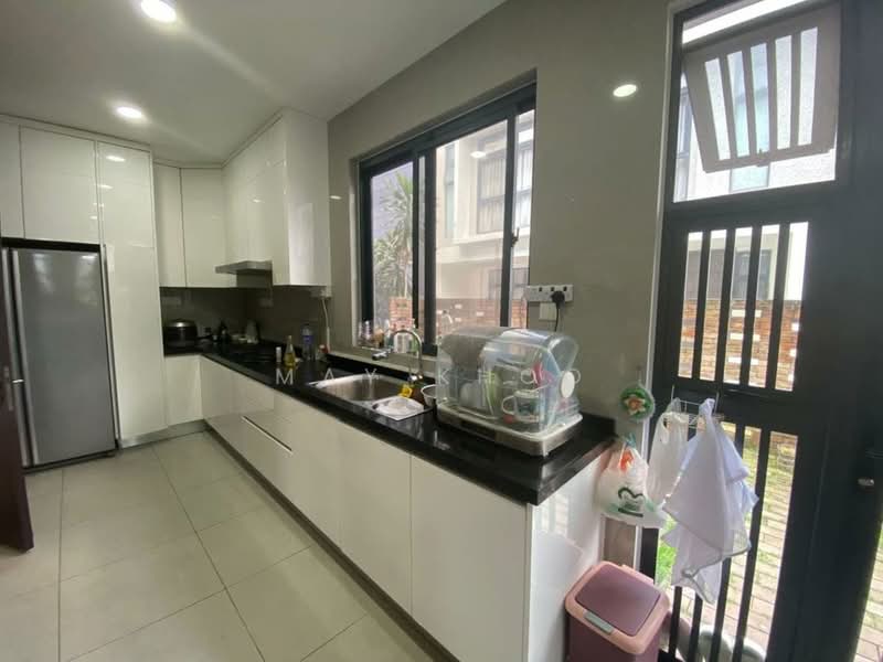 Bungalow for Sale in Iskandar Puteri (Nusajaya) (Johor) - May Khoo - Kitchen - PropertyGuru.com.my