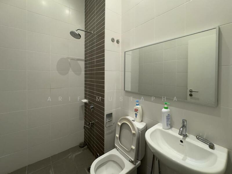 3-storey Terraced House for Sale in Cyberjaya (Selangor) - Arif Mustapha - Bathroom - PropertyGuru.com.my